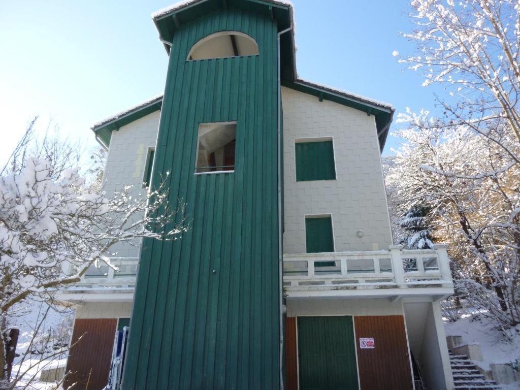 Appartements Les Pins Cierp Exterior photo